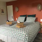 Bed and Breakfast Les Volets Violets Salles (Gironde)