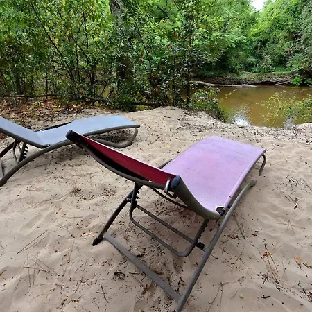 Les Volets Violets 3* Salles (Gironde)