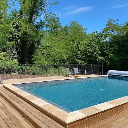 Bed & Breakfast Les Volets Violets