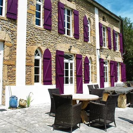 فندق مبيت وإفطار Les Volets Violets 3*