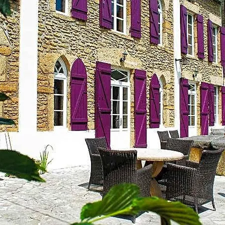Les Volets Violets Bed & Breakfast Salles (Gironde)