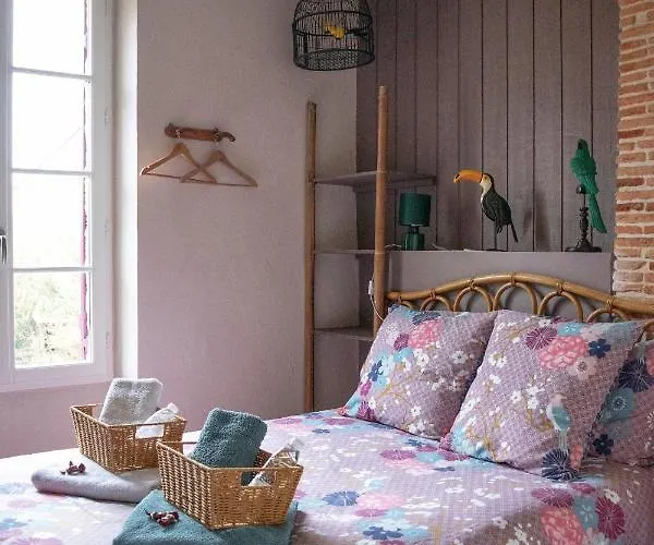 Bed & Breakfast Les Volets Violets 3*