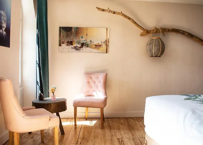 Bed & Breakfast Les Volets Violets